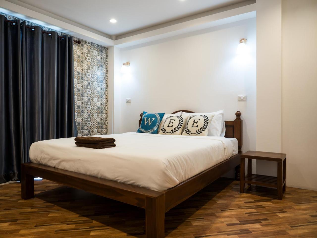 Wee Hostel Канчанабури Экстерьер фото
