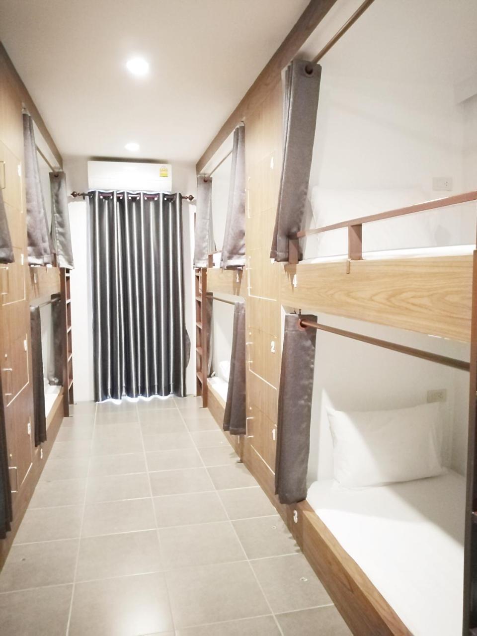 Wee Hostel Канчанабури Экстерьер фото