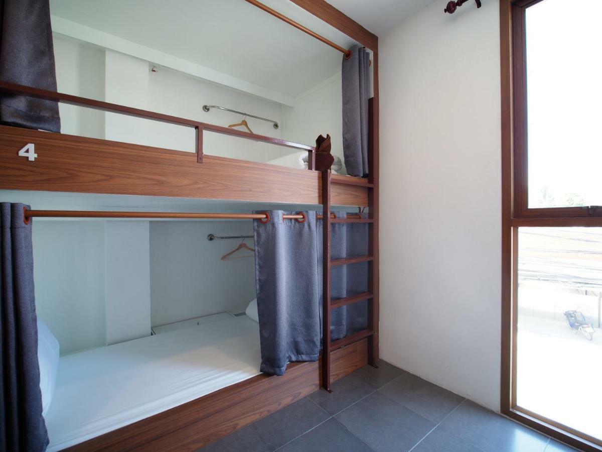 Wee Hostel Канчанабури Экстерьер фото