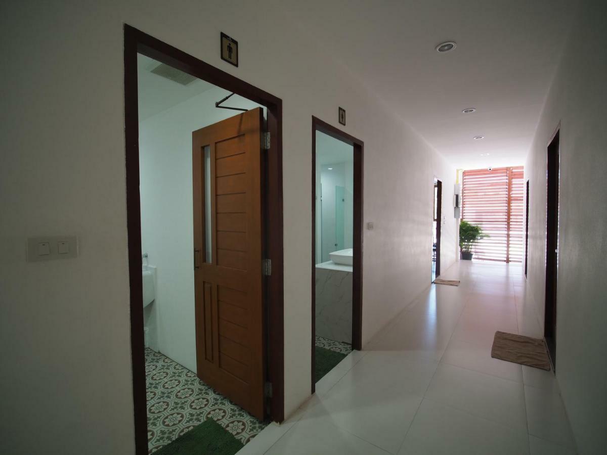 Wee Hostel Канчанабури Экстерьер фото